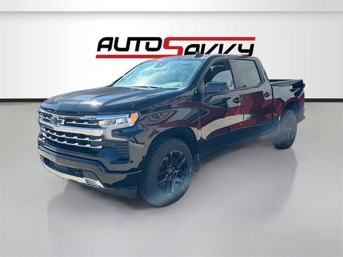 Used 2023 Chevrolet Silverado 1500 RST image 3