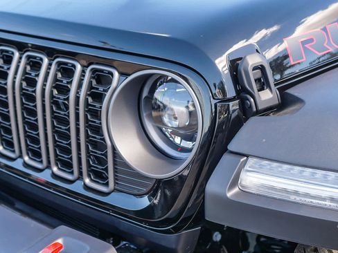 New 2026 Jeep Wrangler Unlimited Rubicon AWD/4WD image 10
