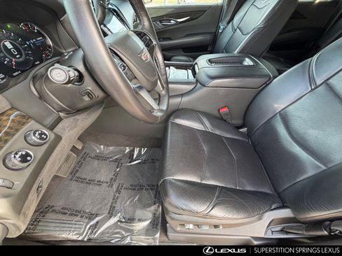 Used 2020 Cadillac Escalade ESV Platinum image 19