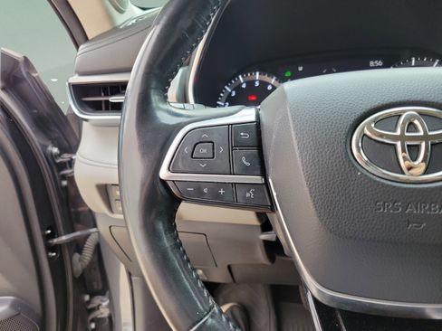 Used 2021 Toyota Highlander Platinum AWD/4WD image 15