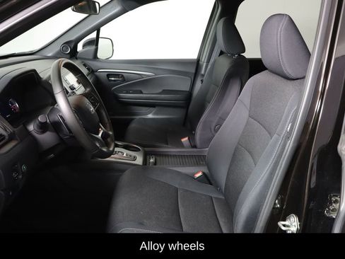 Used 2019 Honda Passport Sport image 14