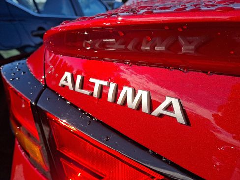 New 2025 Nissan Altima 2.5 SV w/ SV Special Edition Package image 5