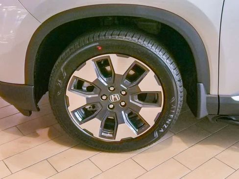 New 2026 Honda Pilot Elite image 5