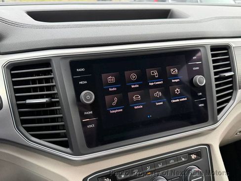 Used 2019 Volkswagen Atlas SE w/ Towing Package image 21