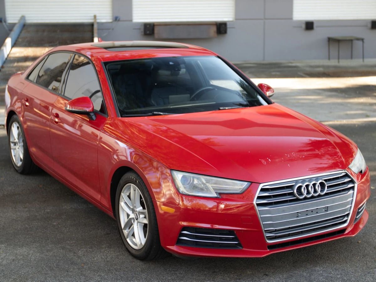 Used 2017 Audi A4 2.0T Ultra Premium w/ Convenience Package FWD image 2