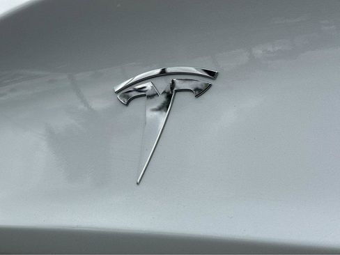 Used 2020 Tesla Model 3 Standard Range Plus image 34