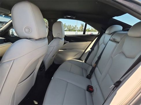 Used 2023 Cadillac CT4 Luxury image 21