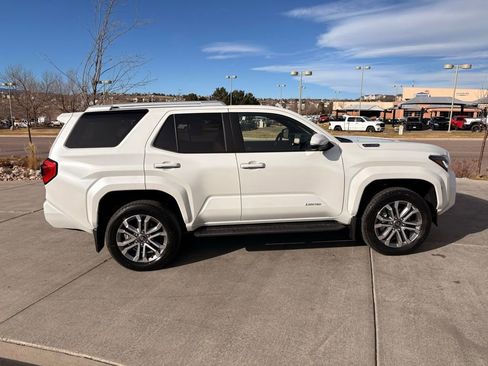 Used 2025 Toyota 4Runner Limited image 8