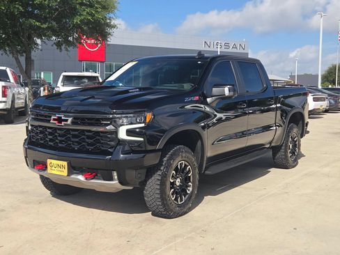 Used 2024 Chevrolet Silverado 1500 ZR2 w/ Technology Package AWD/4WD image 7