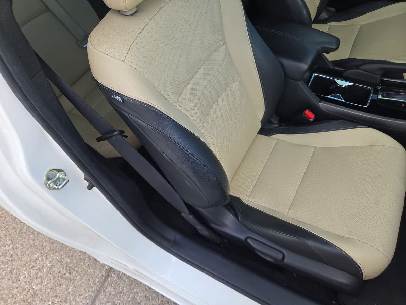 Used 2016 Honda Accord Touring image 22