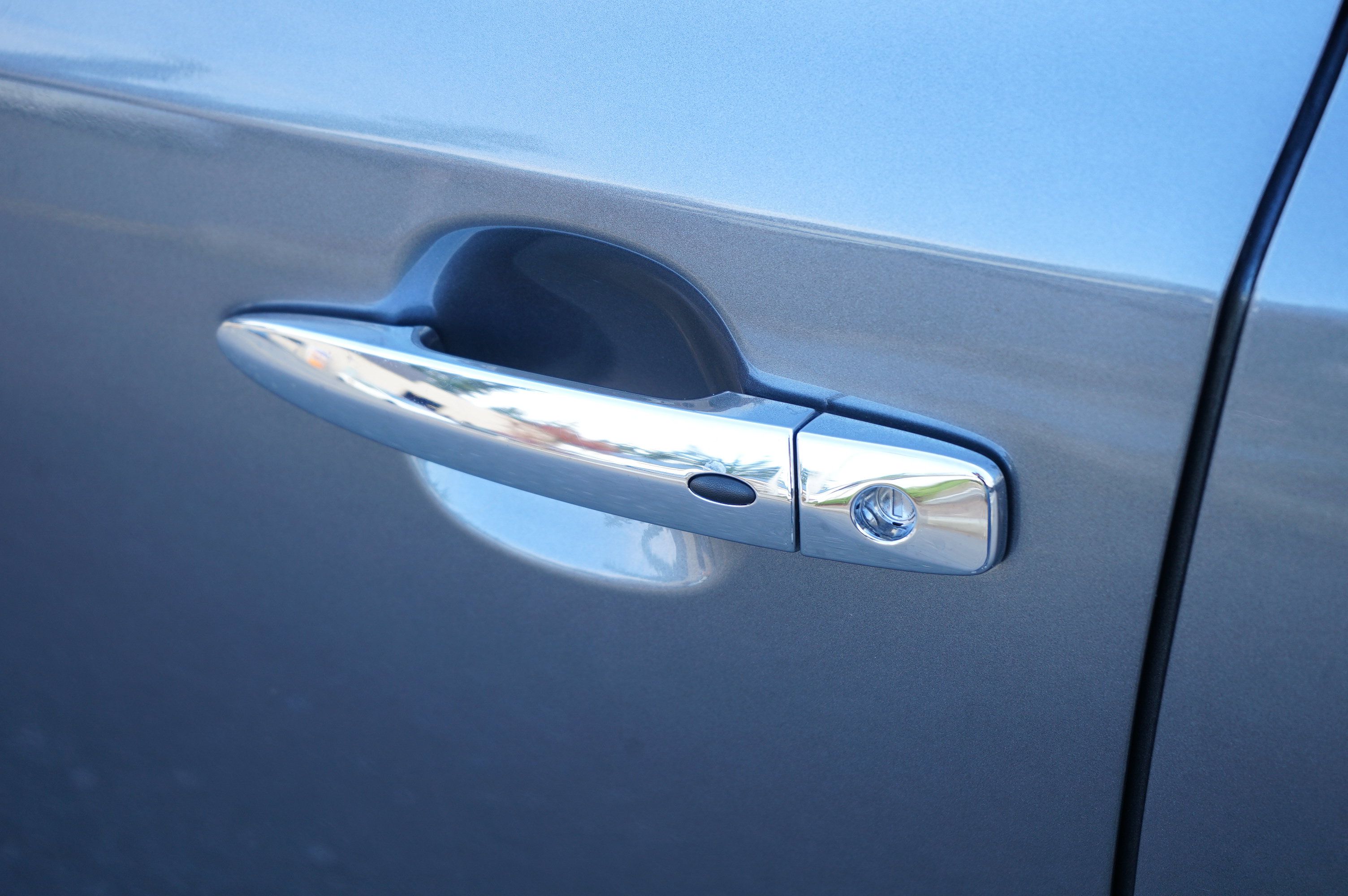 Used 2025 Nissan Leaf S FWD image 11