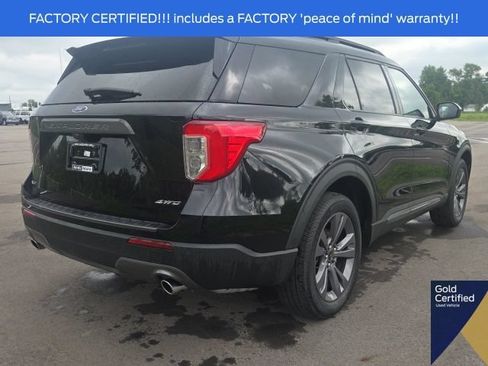 Certified 2024 Ford Explorer XLT w/ Equipment Group 202A AWD/4WD image 13
