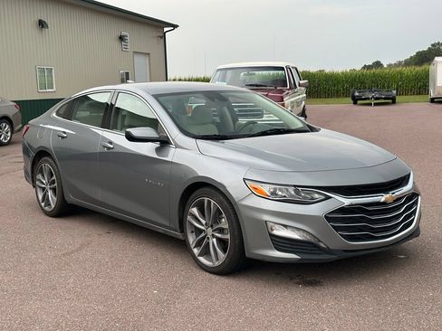 Used 2024 Chevrolet Malibu LT FWD image 7