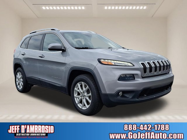 Used 2016 Jeep Cherokee Latitude AWD/4WD image 1
