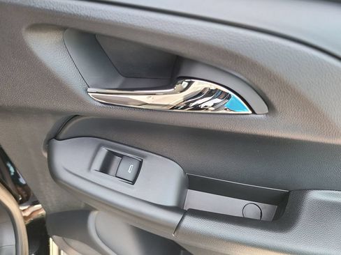 New 2026 Chevrolet TrailBlazer LT w/ Midnight Edition AWD/4WD image 14