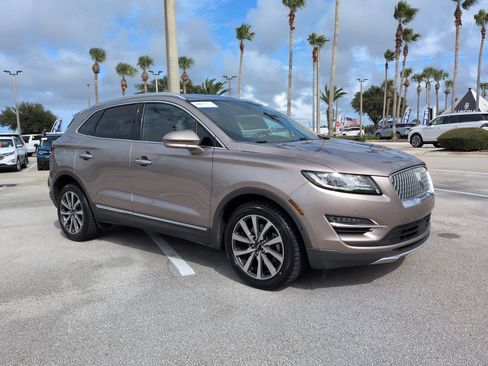 Certified 2019 Lincoln MKC Reserve w/ MKC Technology Package FWD image 2