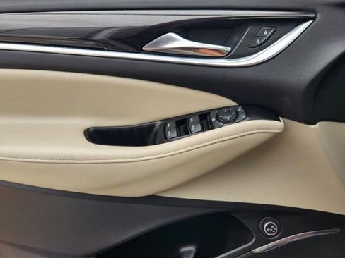 Used 2018 Buick Enclave Essence w/ Trailering Package image 24