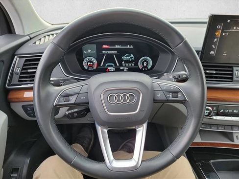 Used 2021 Audi Q5 Premium Plus w/ Premium Plus Package image 19