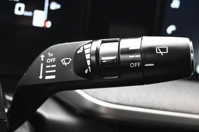 Used 2026 Nissan Kicks SV FWD image 20
