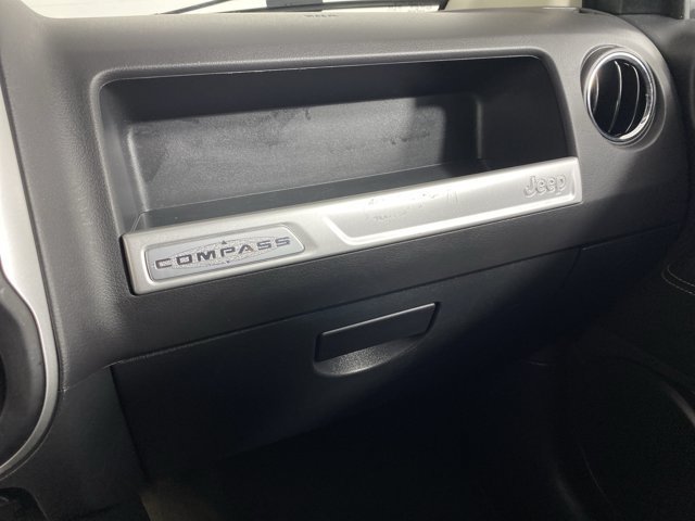 Used 2016 Jeep Compass High Altitude AWD/4WD image 27