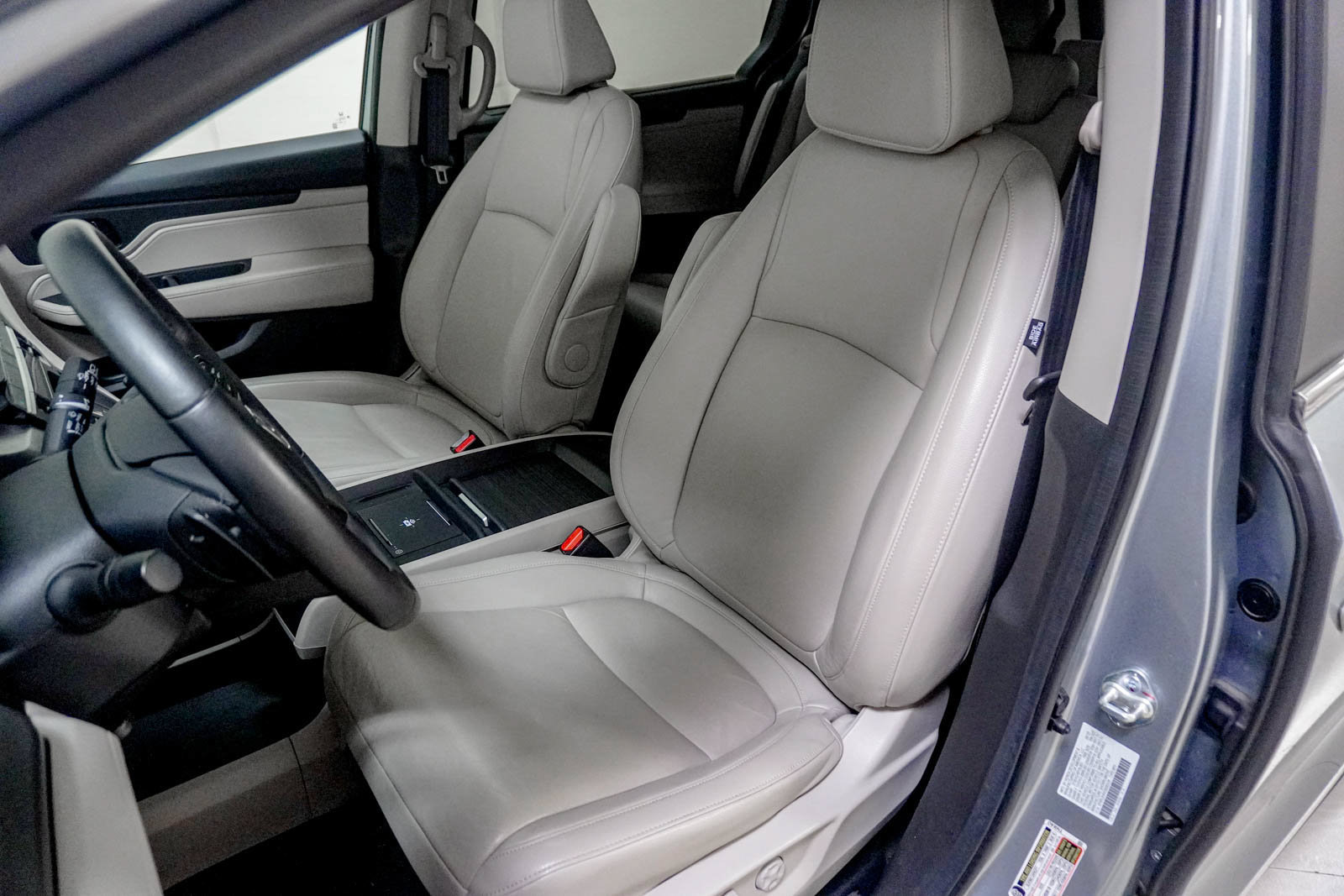 Used 2025 Honda Odyssey EX-L image 20