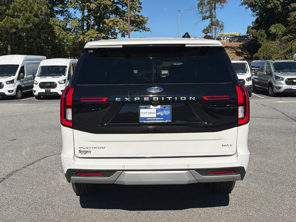 Used 2025 Ford Expedition Max Platinum w/ Platinum Ultimate Package AWD/4WD image 6