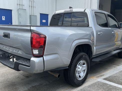 Used 2020 Toyota Tacoma SR w/ SR Convenience Package RWD image 3