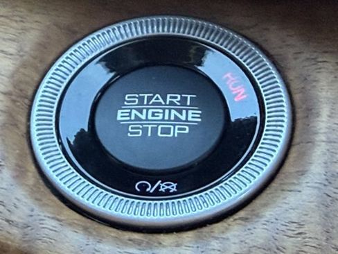 Used 2022 Jeep Grand Cherokee Summit image 26