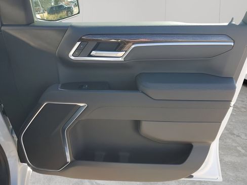 New 2026 GMC Sierra 1500 Elevation image 13