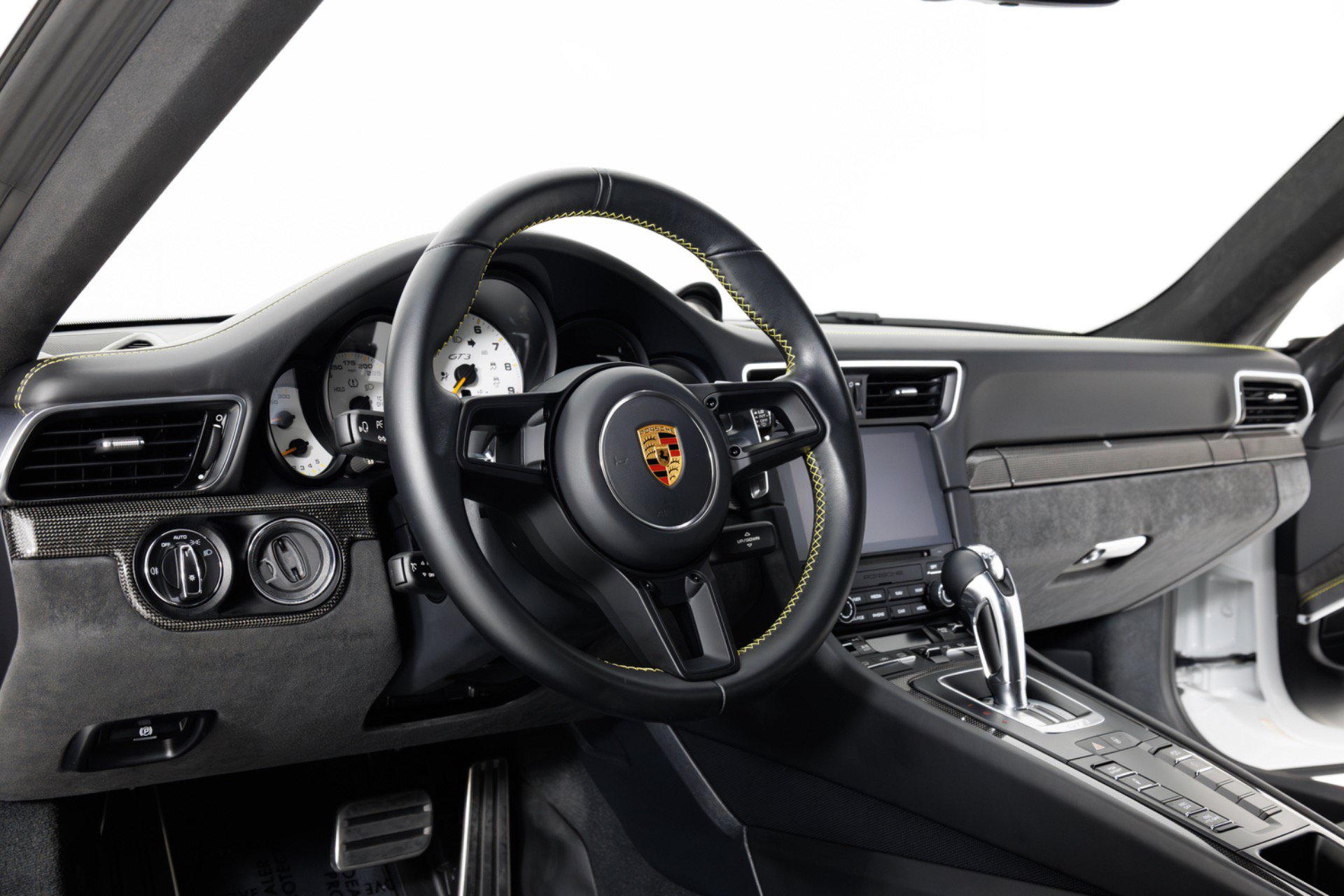 Used 2018 Porsche 911 GT3 RWD image 18