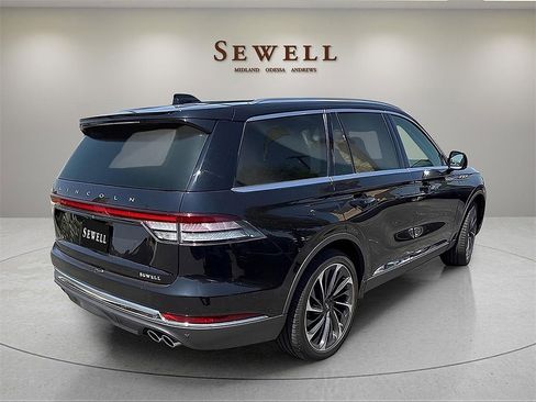 New 2025 Lincoln Aviator Reserve w/ Equipment Group 201A image 5