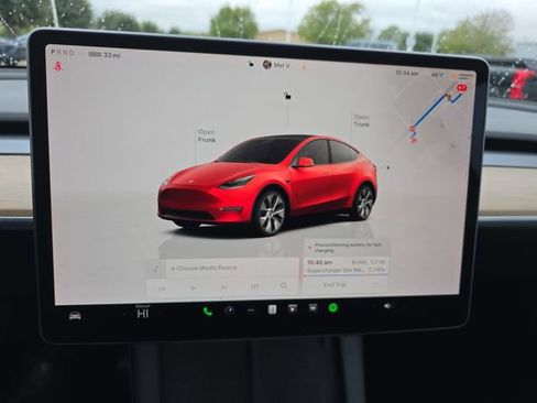 Used 2023 Tesla Model Y Long Range image 19