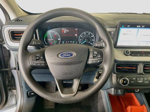 Used 2024 Ford Maverick XLT FWD image 11