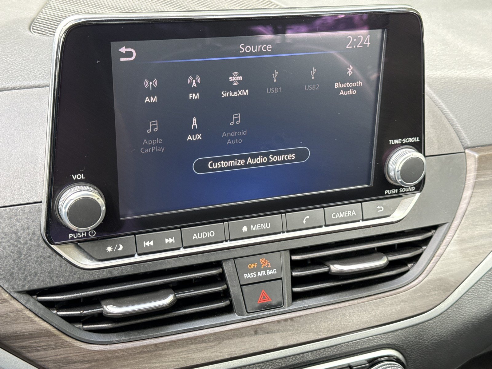 Used 2025 Nissan Altima 2.5 SV FWD image 24