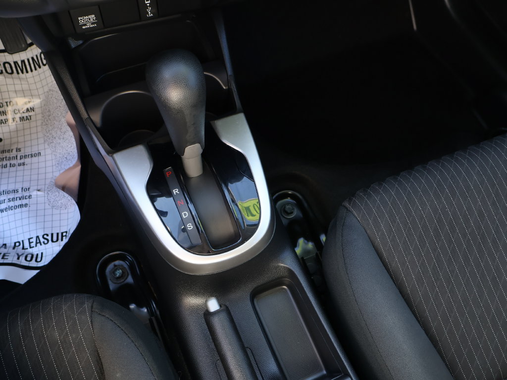 Used 2018 Honda Fit EX image 26