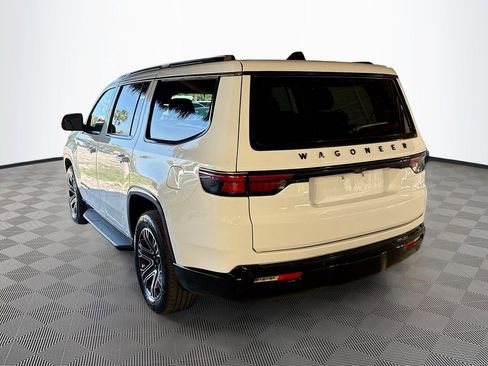 Used 2024 Jeep Wagoneer Series II AWD/4WD image 8