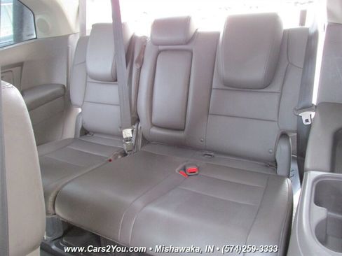 Used 2015 Honda Odyssey Touring Elite image 16