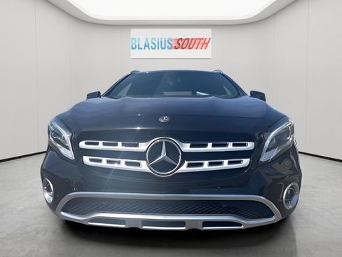 Used 2020 Mercedes-Benz GLA 250 4MATIC w/ Premium Package image 8