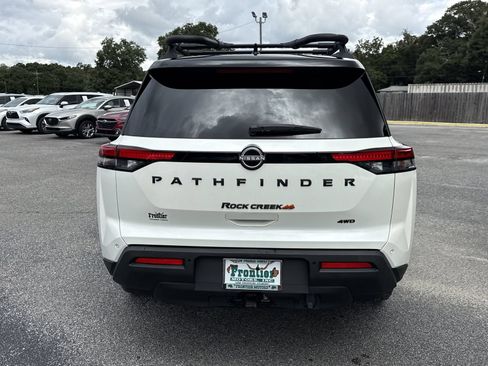 Used 2024 Nissan Pathfinder Rock Creek AWD/4WD image 4