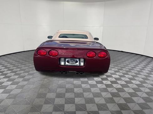 Used 2003 Chevrolet Corvette Convertible w/ Preferred Equipment Group1 RWD image 4