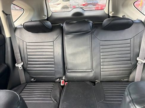 Used 2016 Honda CR-V SE image 11