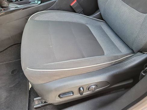 Used 2021 Chevrolet TrailBlazer LT FWD image 4