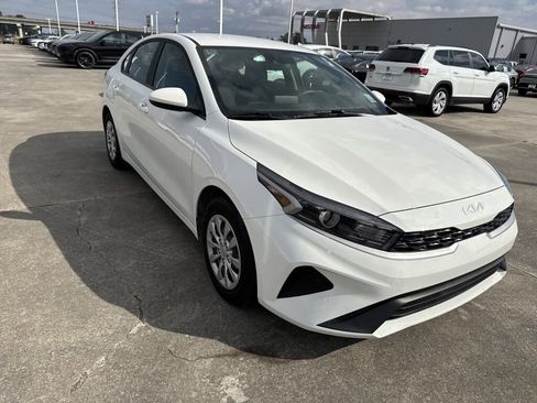Certified 2024 Kia Forte LX image 8