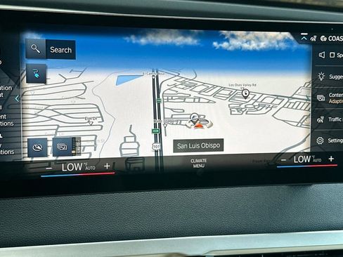 Used 2023 BMW iX xDrive50 image 21