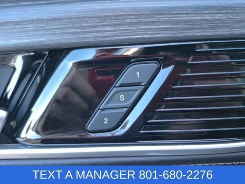 Used 2023 Jeep Wagoneer Series II w/ Premium Group I AWD/4WD image 33