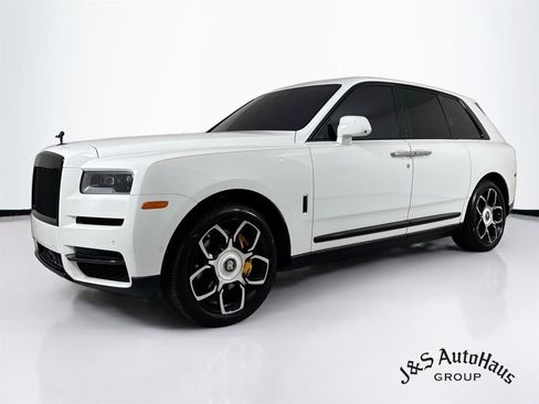 Used 2022 Rolls-Royce Cullinan Black Badge w/ Dark Exterior Package AWD/4WD image 3