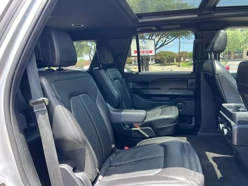 Used 2021 Ford Expedition Limited RWD image 27