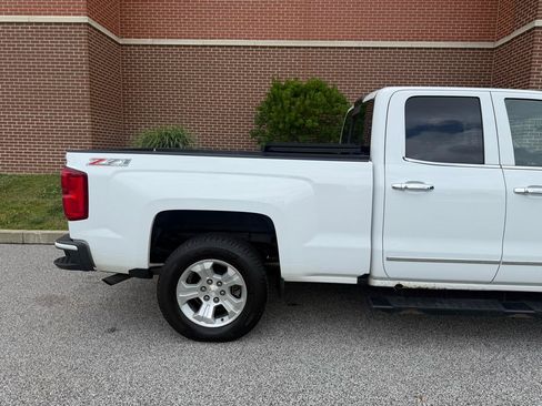 Used 2016 Chevrolet Silverado 1500 LTZ Z71 w/ LTZ Plus Package AWD/4WD image 16