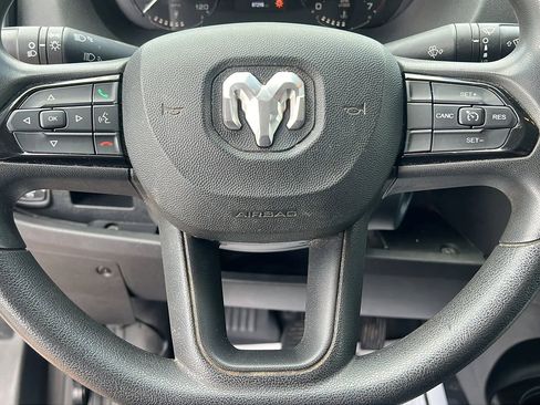 Used 2023 RAM ProMaster 2500 FWD image 10