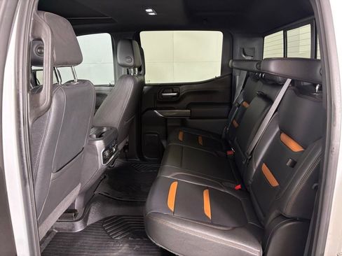 Used 2021 GMC Sierra 1500 AT4 w/ AT4 Premium Package AWD/4WD image 37